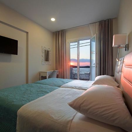 Hyperion Hotel Myrties Eksteriør billede