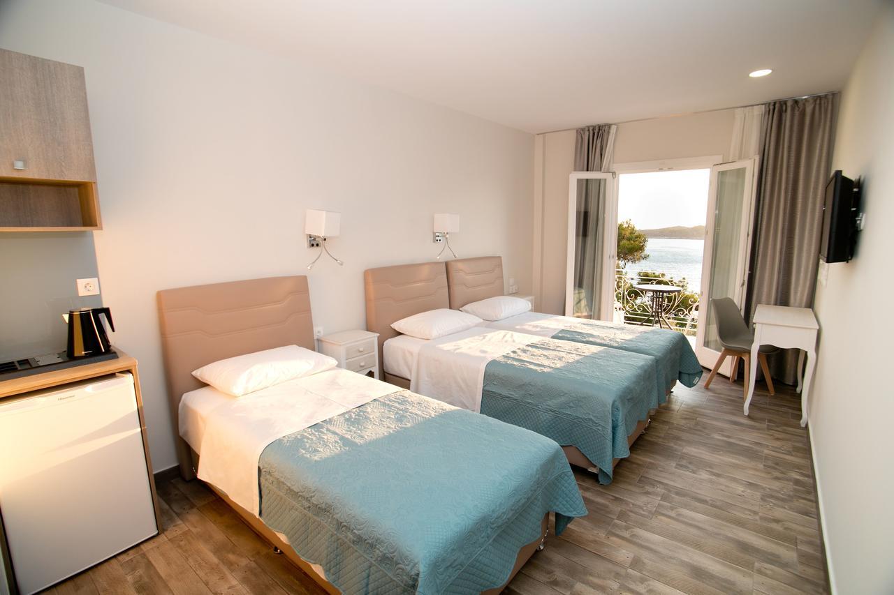 Hyperion Hotel Myrties Eksteriør billede